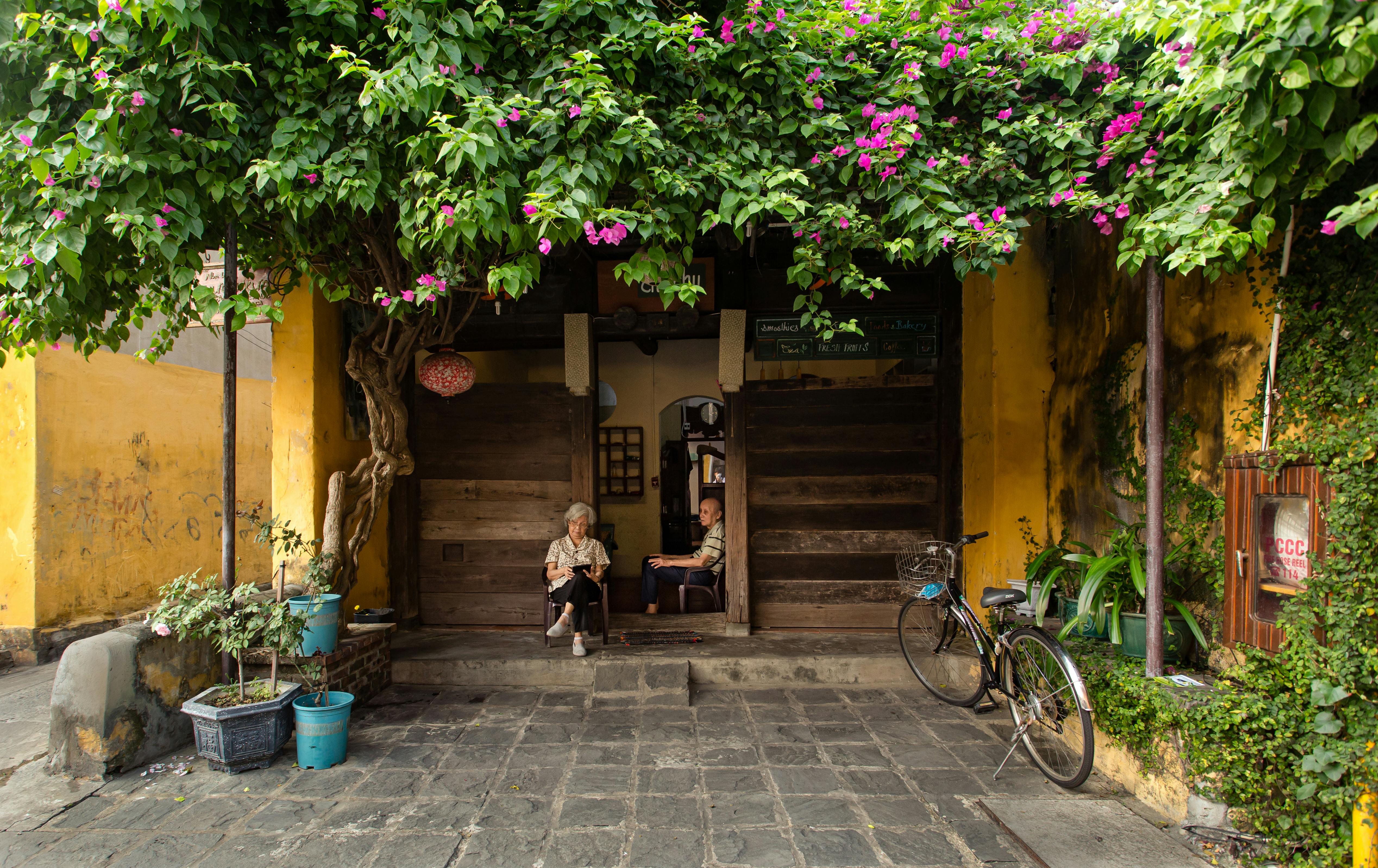 Thailand Escape: Discover Southeast Asia in Ultimate Comfort